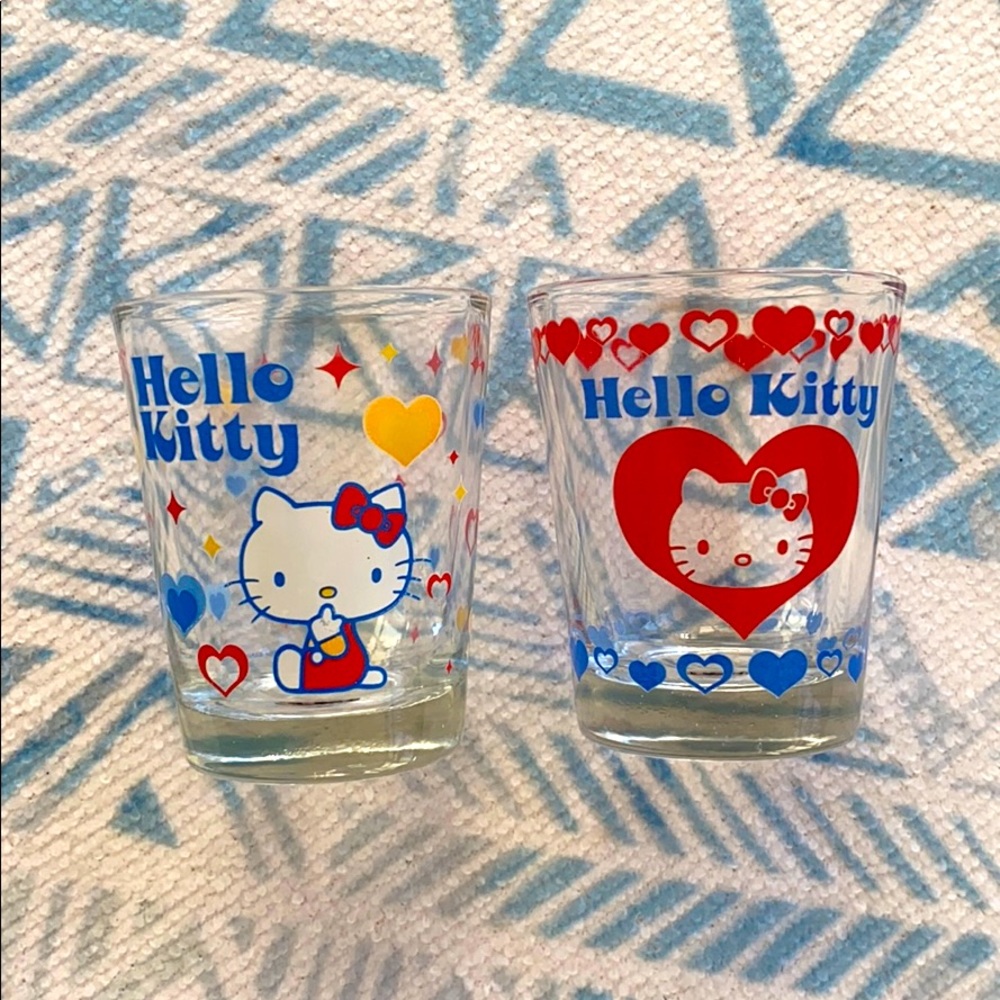 Hello Kitty Shot Glass Set